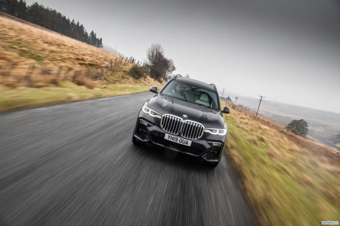 2019 BMW X7 xDrive30d M Sport UK - фотография 4 из 40