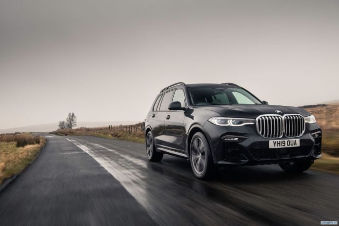 2019 BMW X7 xDrive30d M Sport UK - фотография 9 из 40