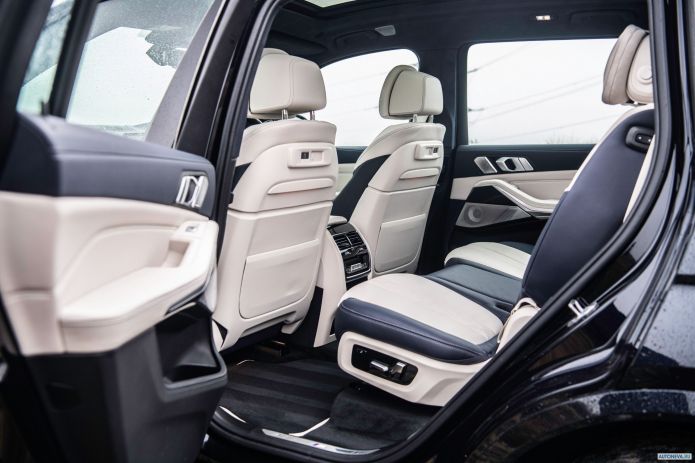 2019 BMW X7 xDrive30d M Sport UK - фотография 36 из 40 2019 BMW X7 xDrive30d M Sport UK - фотография 36 из 40