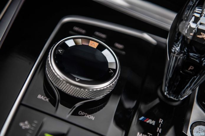 2019 BMW X7 xDrive30d M Sport UK - фотография 37 из 40 2019 BMW X7 xDrive30d M Sport UK - фотография 37 из 40