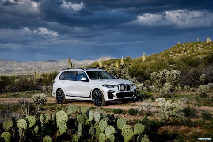2019 BMW X7 xDrive50i M Sport - фотография 13 из 40 2019 BMW X7 xDrive50i M Sport - фотография 13 из 40