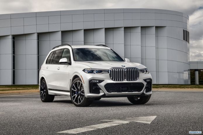 2019 BMW X7 xDrive50i M Sport - фотография 15 из 40 2019 BMW X7 xDrive50i M Sport - фотография 15 из 40