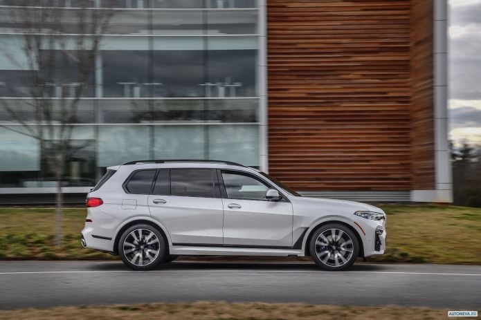 2019 BMW X7 xDrive50i M Sport - фотография 23 из 40
