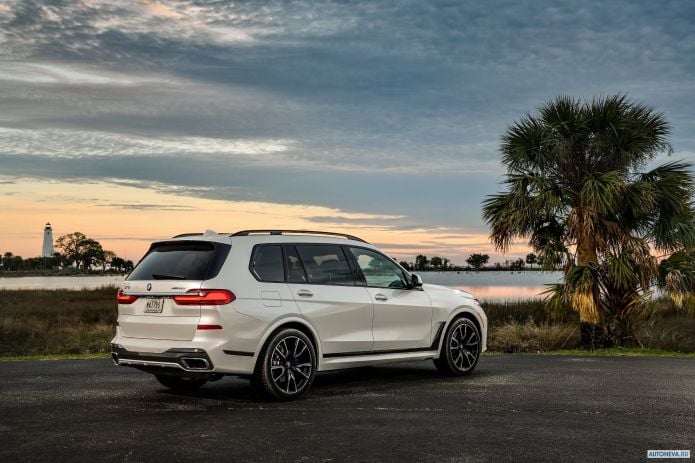 2019 BMW X7 xDrive50i M Sport - фотография 24 из 40