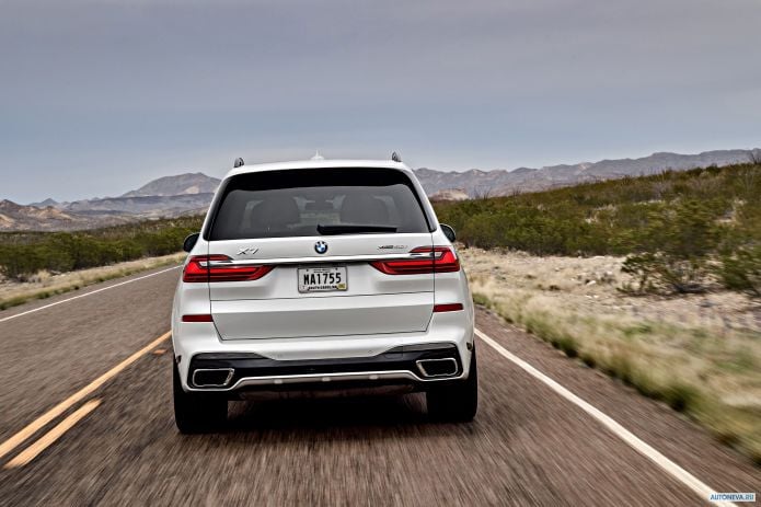 2019 BMW X7 xDrive50i M Sport - фотография 30 из 40