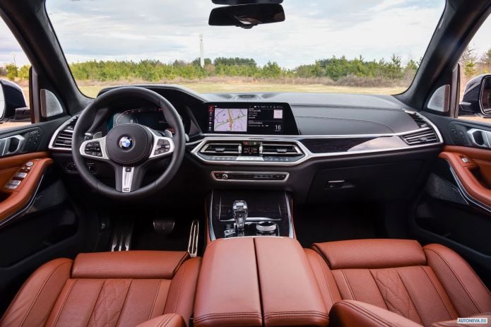 2019 BMW X7 xDrive50i M Sport - фотография 34 из 40
