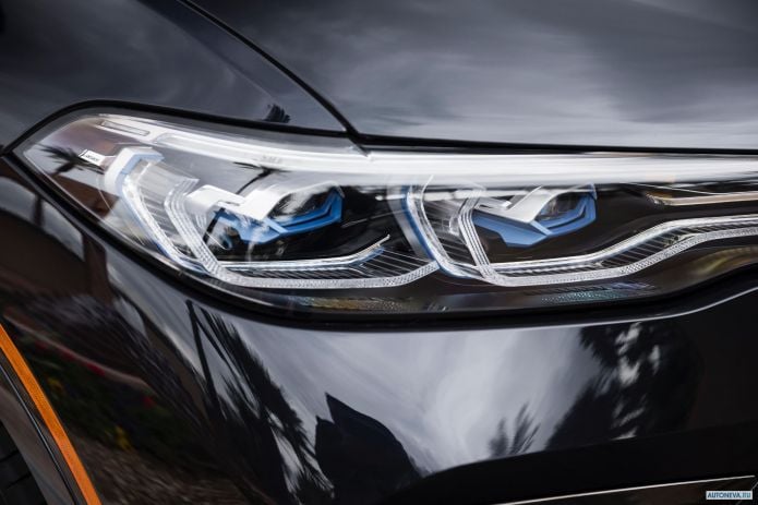 2019 BMW X7 xDrive50i M Sport - фотография 40 из 40