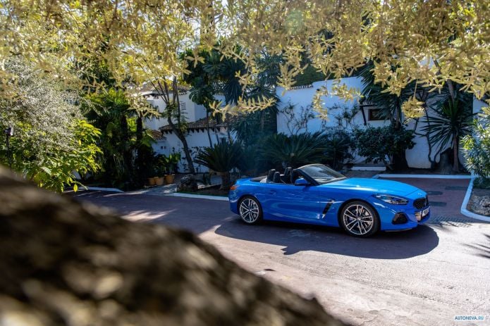 2019 BMW Z4 sDrive20i M Sport UK version - фотография 23 из 40 2019 BMW Z4 sDrive20i M Sport UK version - фотография 23 из 40