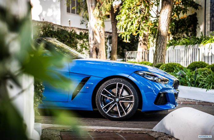 2019 BMW Z4 sDrive20i M Sport UK version - фотография 37 из 40