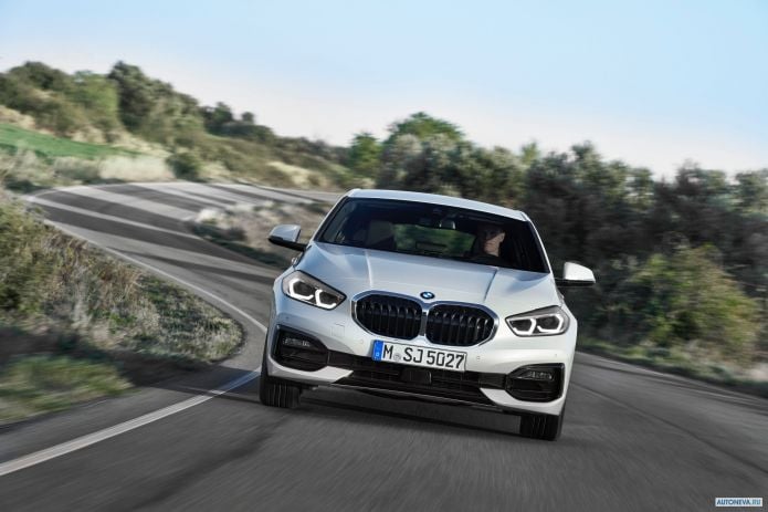 2020 BMW 1-series 118i Sportline - фотография 1 из 40 2020 BMW 1-series 118i Sportline - фотография 1 из 40
