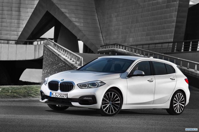 2020 BMW 1-series 118i Sportline - фотография 9 из 40 2020 BMW 1-series 118i Sportline - фотография 9 из 40