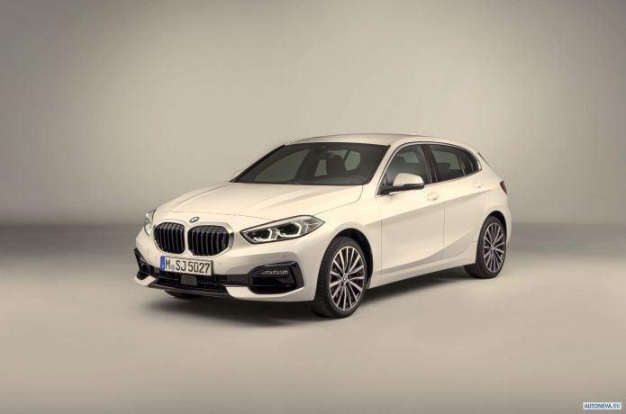 2020 BMW 1-series 118i Sportline - фотография 11 из 40