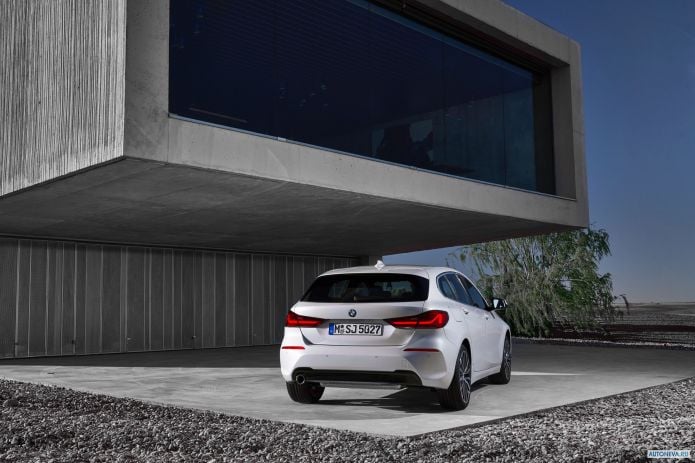 2020 BMW 1-series 118i Sportline - фотография 20 из 40 2020 BMW 1-series 118i Sportline - фотография 20 из 40