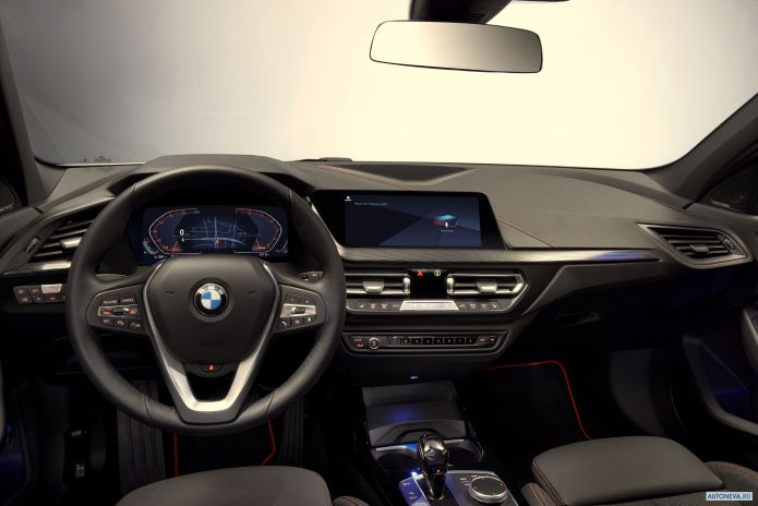 2020 BMW 1-series 118i Sportline - фотография 27 из 40 2020 BMW 1-series 118i Sportline - фотография 27 из 40