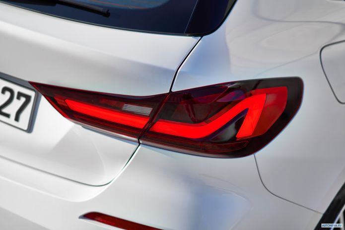 2020 BMW 1-series 118i Sportline - фотография 37 из 40 2020 BMW 1-series 118i Sportline - фотография 37 из 40