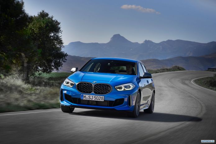 2020 BMW 1-series M135i xDrive - фотография 1 из 40