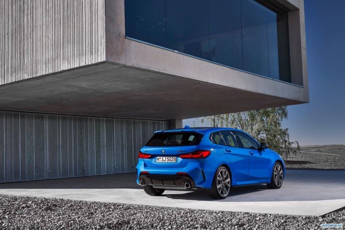 2020 BMW 1-series M135i xDrive - фотография 17 из 40 2020 BMW 1-series M135i xDrive - фотография 17 из 40