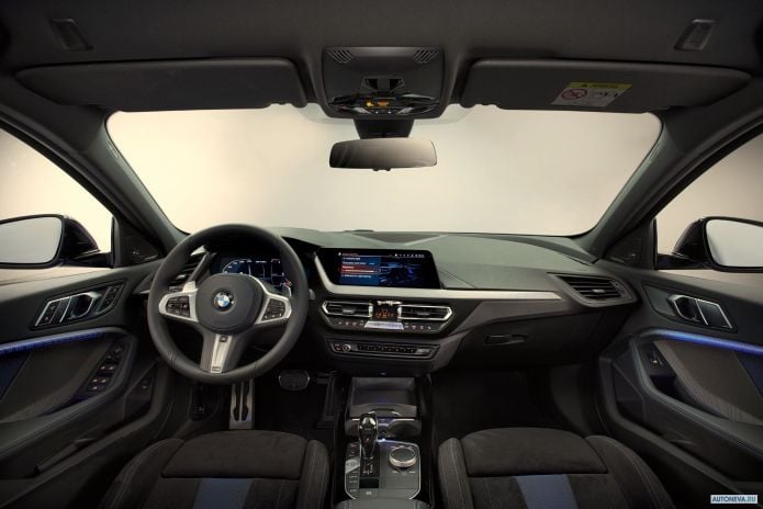 2020 BMW 1-series M135i xDrive - фотография 25 из 40 2020 BMW 1-series M135i xDrive - фотография 25 из 40