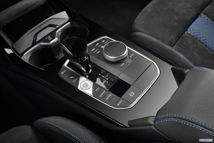 2020 BMW 1-series M135i xDrive - фотография 27 из 40 2020 BMW 1-series M135i xDrive - фотография 27 из 40
