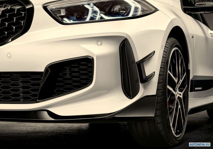 2020 BMW 1-series M Performance Parts - фотография 14 из 15