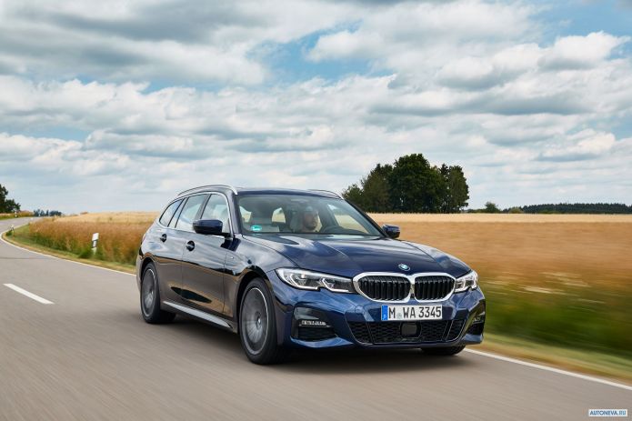 2020 BMW 3-series Touring 330d xDrive M Sport - фотография 4 из 35