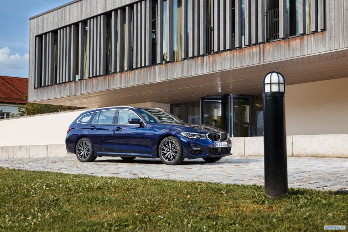 2020 BMW 3-series Touring 330d xDrive M Sport - фотография 11 из 35