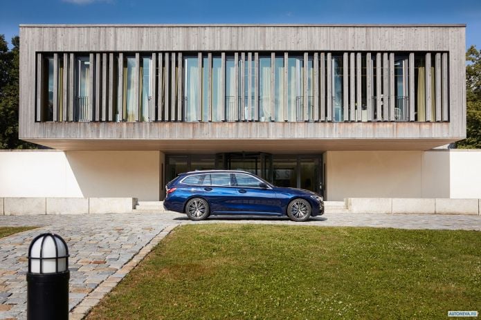 2020 BMW 3-series Touring 330d xDrive M Sport - фотография 12 из 35