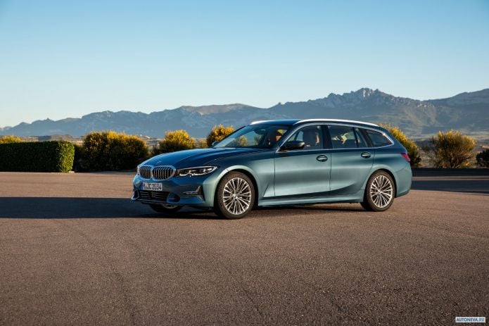 2020 BMW 3-series Touring 330d xDrive Luxury Line - фотография 12 из 36