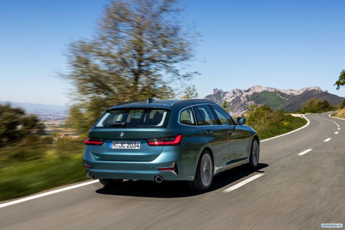 2020 BMW 3-series Touring 330d xDrive Luxury Line - фотография 21 из 36