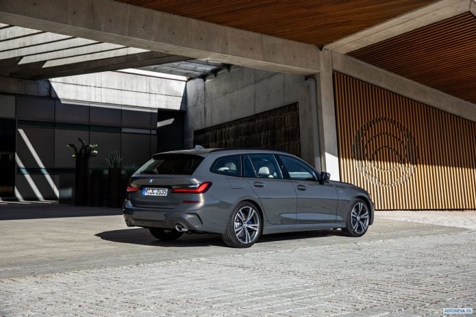2020 BMW 3-series Touring 330i M-Sport - фотография 29 из 40 2020 BMW 3-series Touring 330i M-Sport - фотография 29 из 40