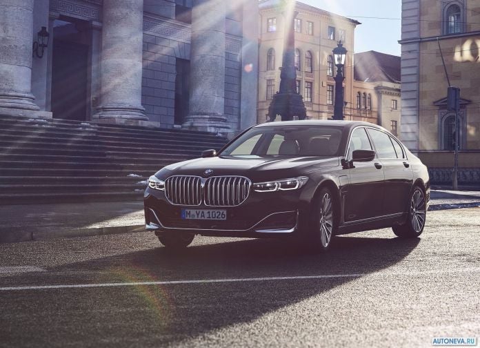 2020 BMW 745Le - фотография 4 из 20 2020 BMW 745Le - фотография 4 из 20
