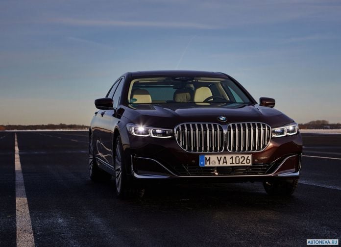 2020 BMW 745Le - фотография 9 из 20