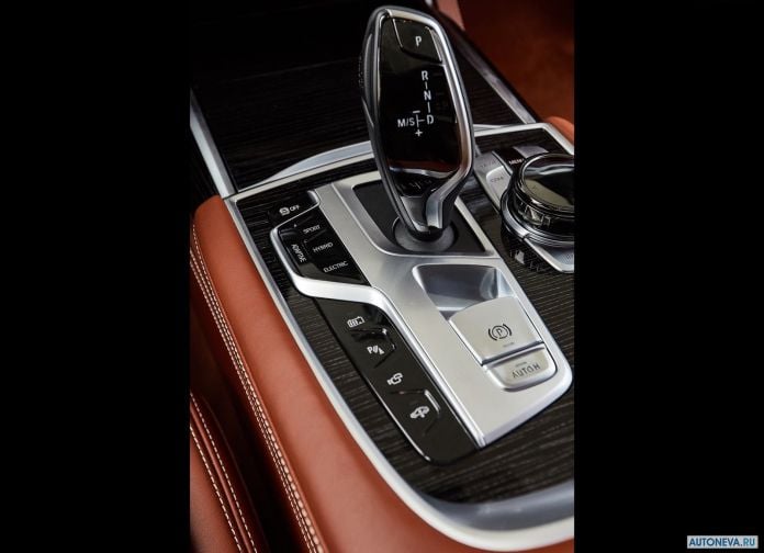 2020 BMW 745Le - фотография 20 из 20 2020 BMW 745Le - фотография 20 из 20