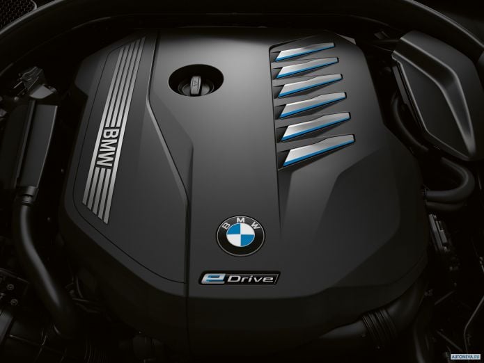 2020 BMW 7-series e M Sport - фотография 6 из 8 2020 BMW 7-series e M Sport - фотография 6 из 8