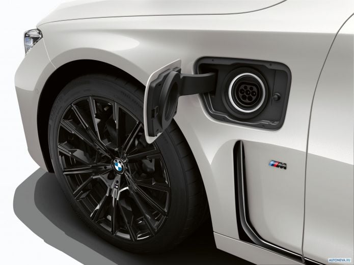 2020 BMW 7-series e M Sport - фотография 8 из 8 2020 BMW 7-series e M Sport - фотография 8 из 8