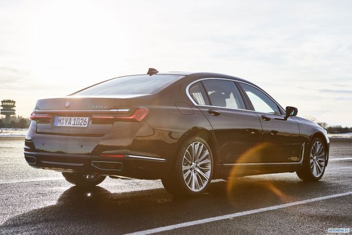 2020 BMW 7-series Le - фотография 12 из 14 2020 BMW 7-series Le - фотография 12 из 14