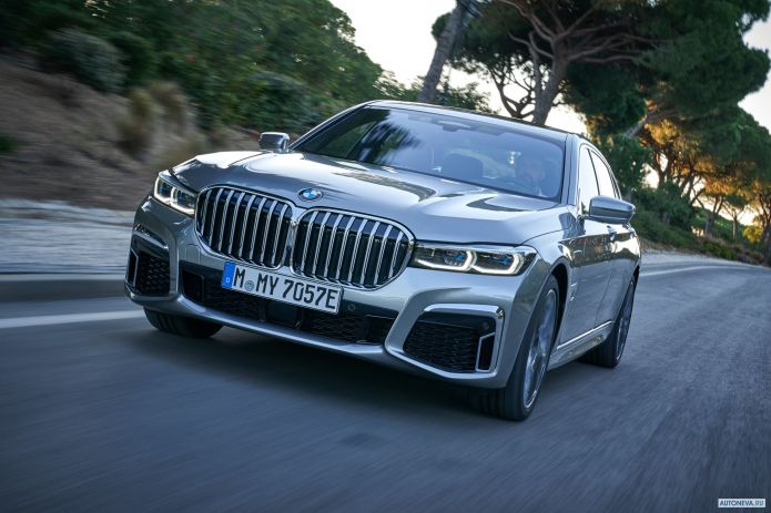 2020 BMW 7-series Le xDrive M Sport - фотография 1 из 40