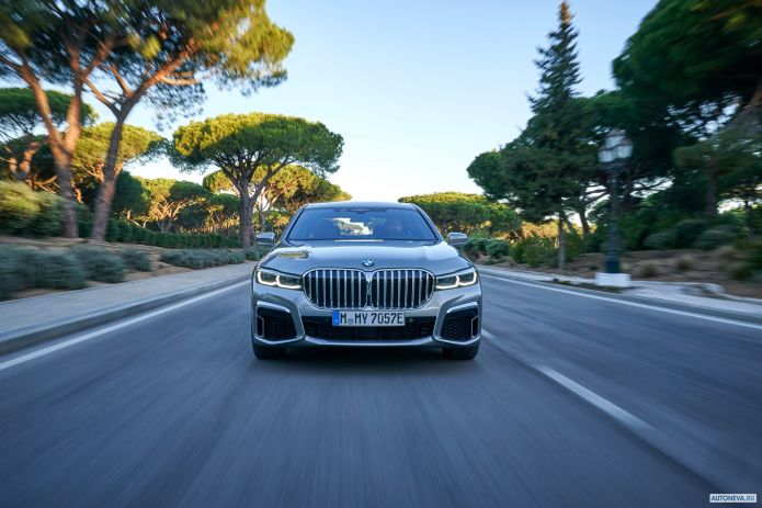 2020 BMW 7-series Le xDrive M Sport - фотография 2 из 40