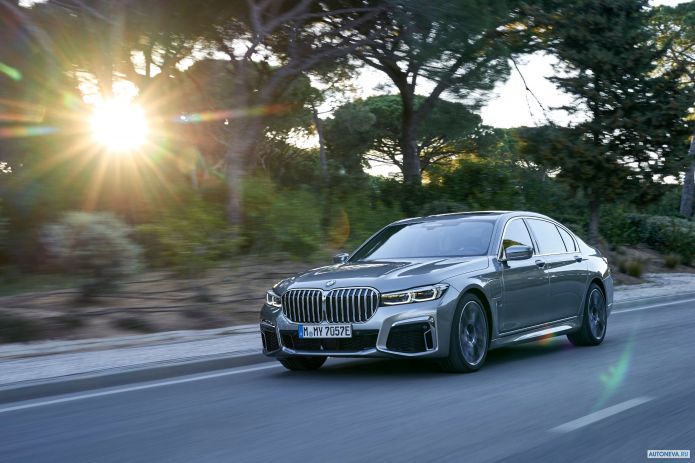 2020 BMW 7-series Le xDrive M Sport - фотография 7 из 40 2020 BMW 7-series Le xDrive M Sport - фотография 7 из 40