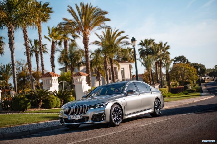 2020 BMW 7-series Le xDrive M Sport - фотография 8 из 40