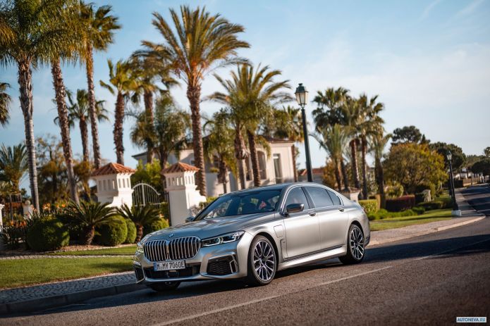 2020 BMW 7-series Le xDrive M Sport - фотография 8 из 40