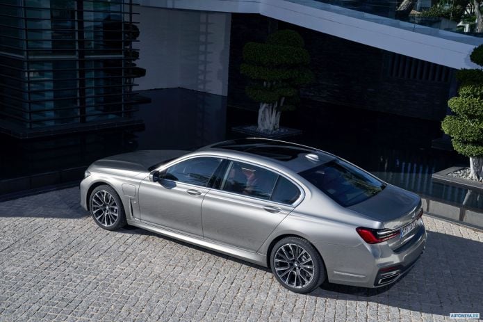 2020 BMW 7-series Le xDrive M Sport - фотография 16 из 40