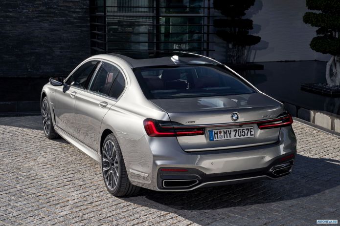 2020 BMW 7-series Le xDrive M Sport - фотография 22 из 40