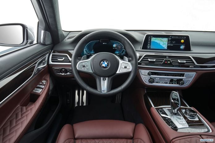 2020 BMW 7-series Le xDrive M Sport - фотография 30 из 40 2020 BMW 7-series Le xDrive M Sport - фотография 30 из 40