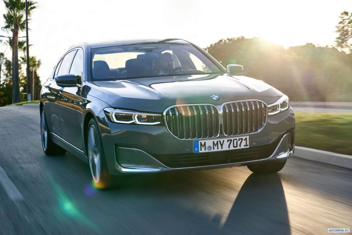 2020 BMW 7-series Li xDrive - фотография 2 из 40 2020 BMW 7-series Li xDrive - фотография 2 из 40