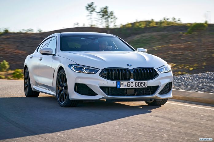 2020 BMW 840i GranCoupe M Sport - фотография 2 из 40