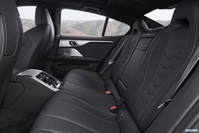 2020 BMW 840i GranCoupe M Sport - фотография 31 из 40 2020 BMW 840i GranCoupe M Sport - фотография 31 из 40