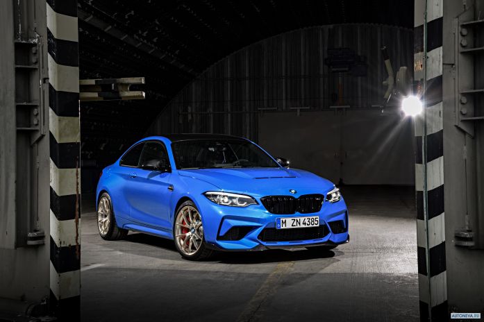 2020 BMW M2 CS - фотография 10 из 40 2020 BMW M2 CS - фотография 10 из 40