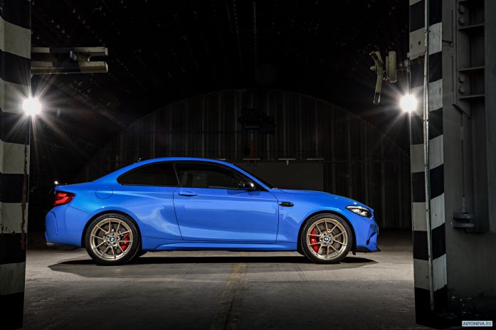 2020 BMW M2 CS - фотография 15 из 40