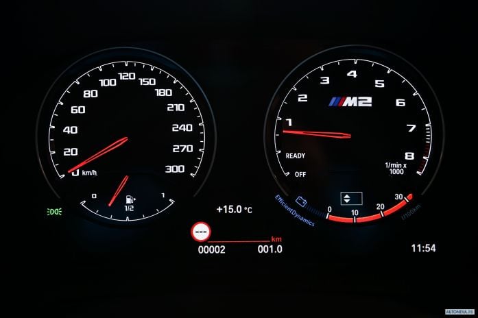 2020 BMW M2 CS - фотография 22 из 40